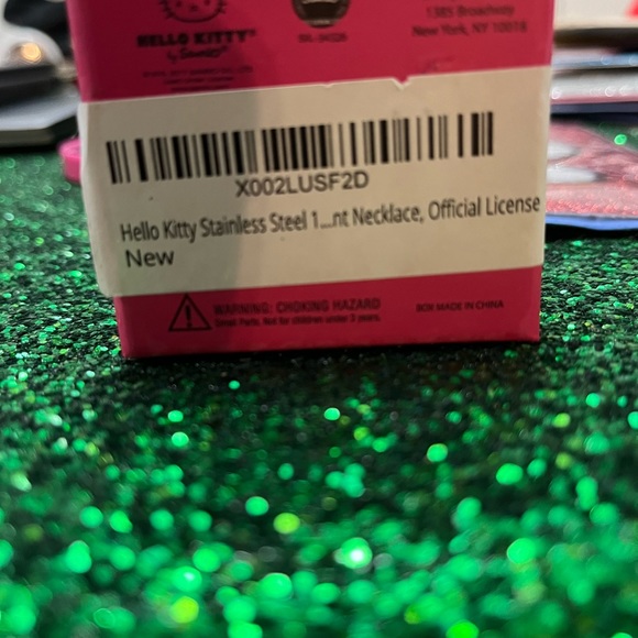 Hello Kitty ! Silver Plated Shaker Pendant Necklace, 18' New - Picture 2 of 6